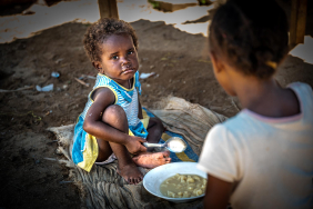 Hỗ trợ sinh kế bền vững cho hộ gia đình yếu thế